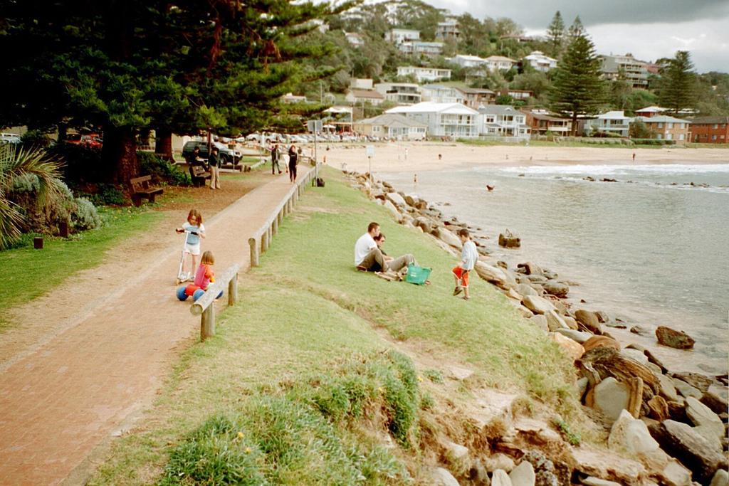 Avoca Beach And Bush Esterno foto